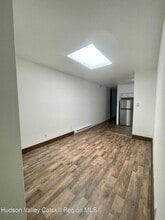 428 Warren St in Hudson, NY - Building Photo - Building Photo