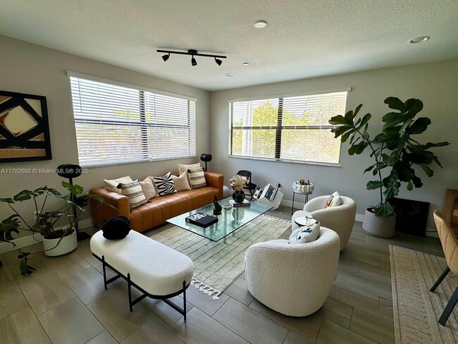 1405 N Dixie Hwy in Fort Lauderdale, FL - Building Photo - Building Photo