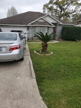254 Maple Ln in Conroe, TX - Building Photo - Building Photo