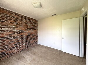 402 S 2nd St, Unit B in Copperas Cove, TX - Building Photo - Building Photo