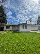 4938 Trail End Ct SE in Salem, OR - Building Photo - Building Photo