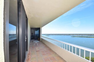 5510 N Ocean Dr-Unit -25C in Riviera Beach, FL - Building Photo - Building Photo