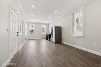 3136 Summit Ave in Union City, NJ - Building Photo - Building Photo