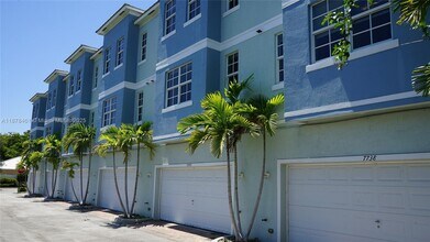7744 NW 5th St in Plantation, FL - Building Photo - Building Photo