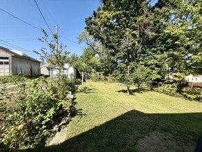 320 S Jackson St in Bloomington, IN - Building Photo - Building Photo