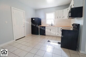 927 Nuttman Ave in Fort Wayne, IN - Building Photo - Building Photo