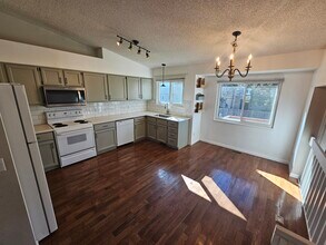 5145 Slickrock Dr in Colorado Springs, CO - Building Photo - Building Photo