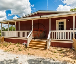444 Happy Swaner Ln in Axtell, TX - Building Photo - Building Photo