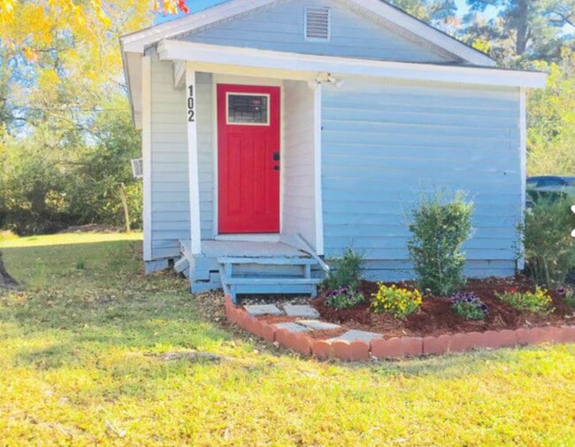 property at 102 Duke St