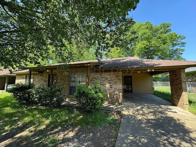 property at 6731 George Washington Dr