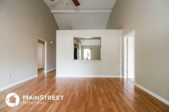 516 Church Ln in Louisville, KY - Foto de edificio - Building Photo