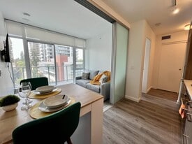 13350 Central Ave in Surrey, BC - Building Photo