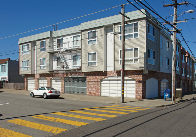 2601 43rd Ave in San Francisco, CA - Building Photo - Building Photo