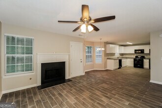 6251 Village Trace in Rex, GA - Building Photo - Building Photo