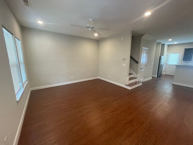 5025 Peachtree Ave in Wilmington, NC - Building Photo - Building Photo