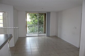 11177 SW 8th St, Unit 206 in Pembroke Pines, FL - Building Photo - Building Photo