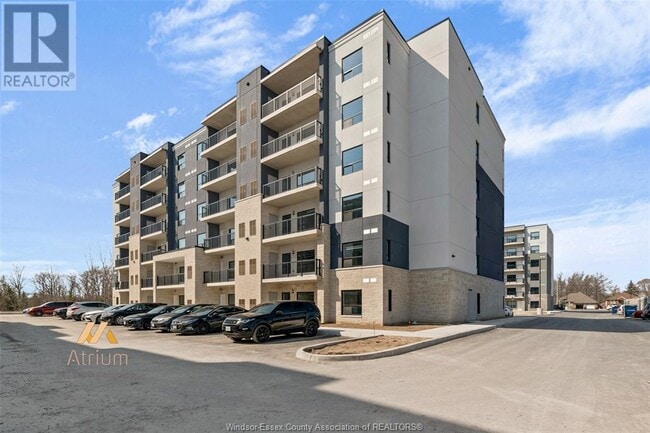 3370 Stella Crescent in Windsor, ON - Building Photo - Building Photo