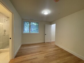 60 Cameron St, Unit Cameron St in Brookline, MA - Building Photo - Building Photo