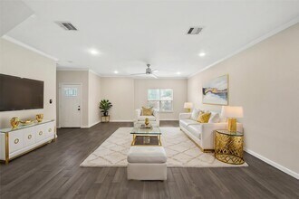 16918 Glenheath St in Montgomery, TX - Building Photo - Building Photo