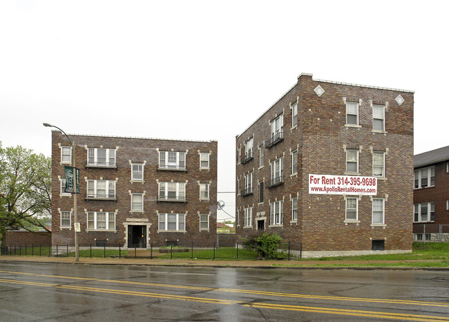 4920-4924 Chippewa St in St. Louis, MO - Building Photo - Building Photo