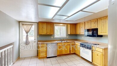 535 Silver Spring Cir in Colorado Springs, CO - Building Photo - Building Photo