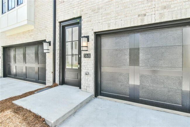 368 Clark Xing in Sandy Springs, GA - Building Photo - Building Photo
