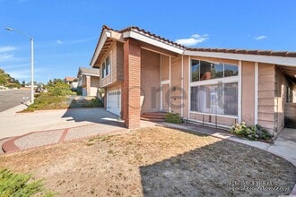 23414 Amberwick Pl in Diamond Bar, CA - Building Photo - Building Photo