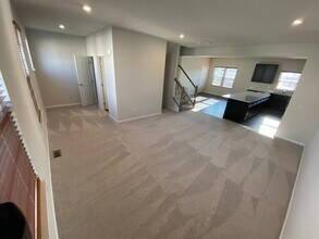 4020 N Steels Cir in Cuyahoga Falls, OH - Building Photo - Building Photo