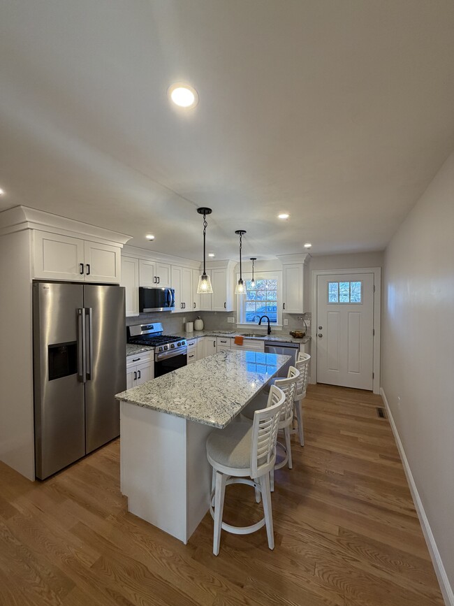 507 Mendon Rd in Attleboro, MA - Building Photo - Building Photo