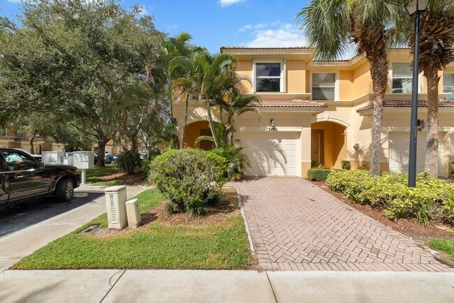 property at 340 River Bluff Ln