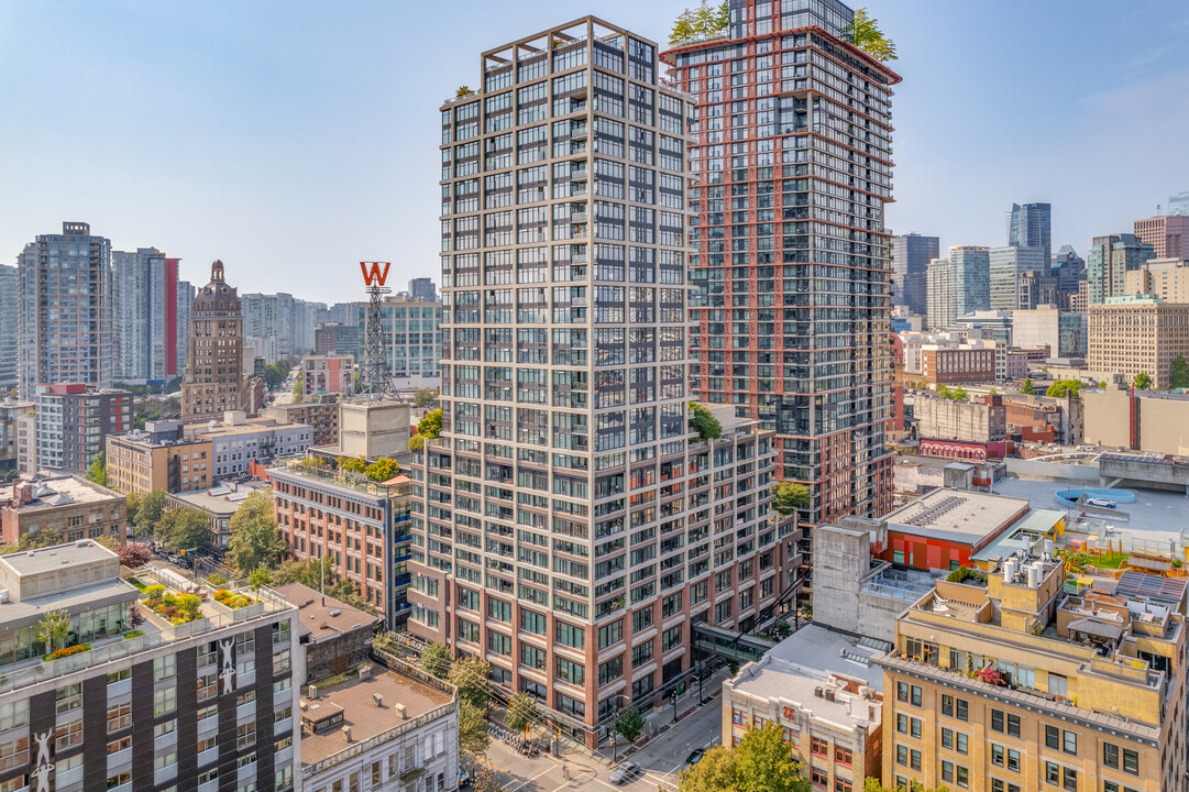 Woodwards W32 in Vancouver, BC - Building Photo