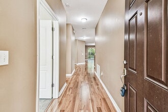 6348 Linda Lou Ln in Zephyrhills, FL - Building Photo - Building Photo