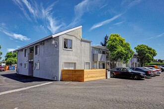 The Residences at Brookside in Stockton, CA - Building Photo - Building Photo