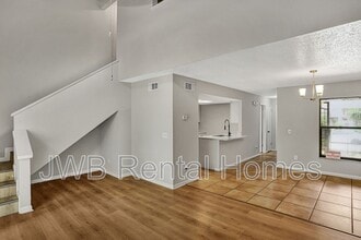 8386 Windypine Ln in Jacksonville, FL - Building Photo - Building Photo