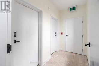 22 Sims Ave in Ottawa, ON - Building Photo - Building Photo