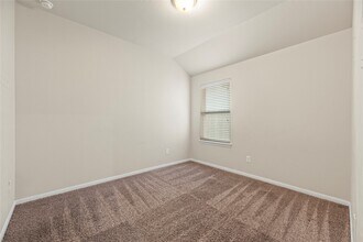 8147 Aleppo Pine Ln in Cypress, TX - Foto de edificio - Building Photo