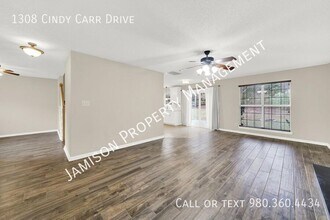 1308 Cindy Carr Dr in Matthews, NC - Building Photo - Building Photo