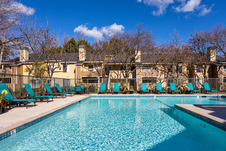 Heritage Village in Fremont, CA - Building Photo - Interior Photo