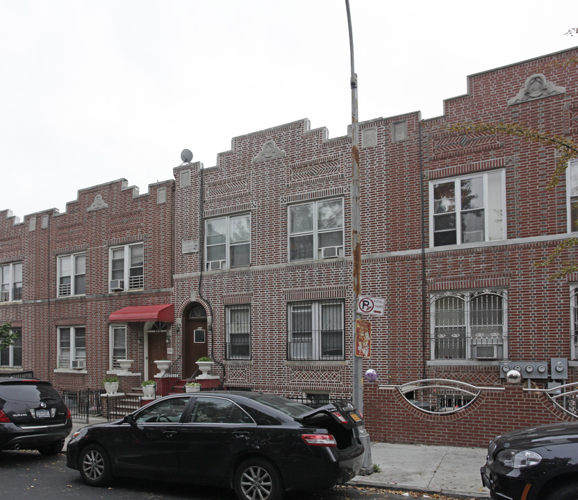 844 44th St in Brooklyn, NY - Building Photo