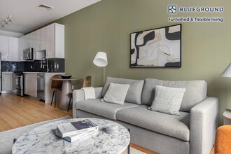 320 D St, Unit FL2-ID984 in Boston, MA - Building Photo - Building Photo