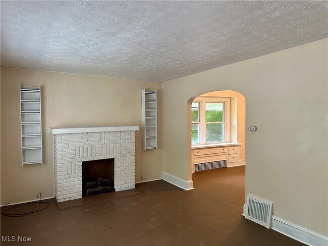 1248 Pondview Ave in Akron, OH - Building Photo - Building Photo