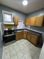 46 Woodlawn Ave in Jersey City, NJ - Building Photo