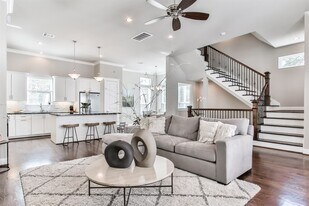 812 Fisher St in Houston, TX - Building Photo