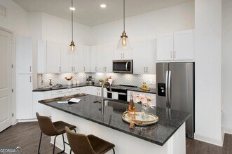 4271 Woodward Mill Rd in Buford, GA - Building Photo - Building Photo