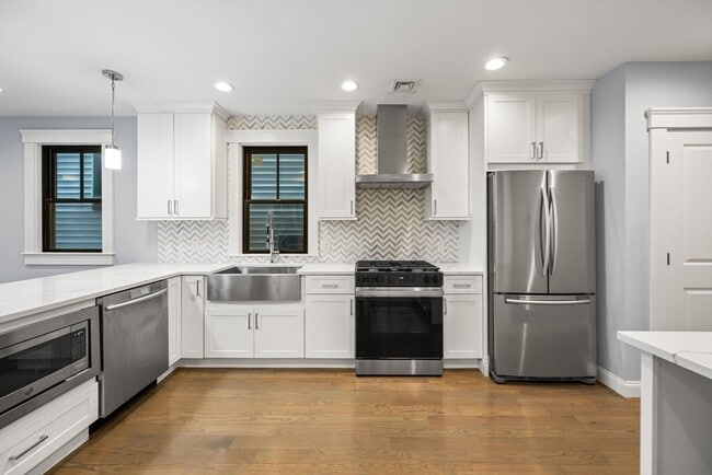 property at 229 E Eagle St