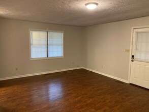 27 Millsap Dr in Jackson, TN - Building Photo - Building Photo
