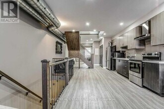 73 King St E in Hamilton, ON - Building Photo - Building Photo