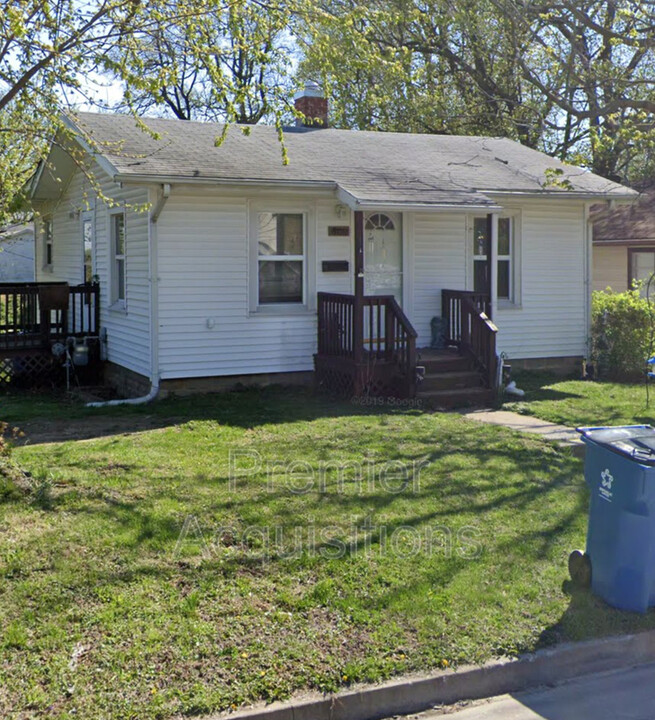 500 Porter St in Alton, IL - Building Photo