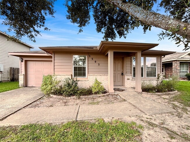 3503 Apache Meadows Drive