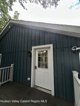 17 Spring St in Hudson, NY - Building Photo - Building Photo